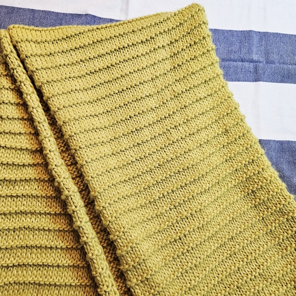 Zara Super Long 96" Chartreuse Chunky Knit Scarf - Picture 4 of 7